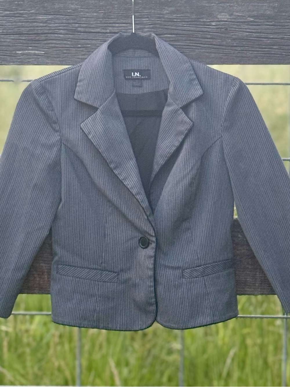 I.N. San Francisco Women’s Gray‎ Pinstripe Blazer Jacket Size Small Career
